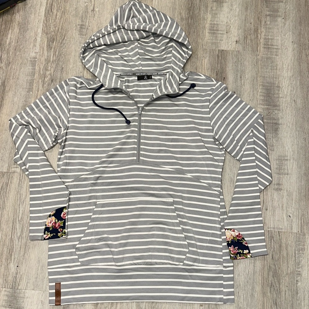 Ampersand Ave 1/2 zip